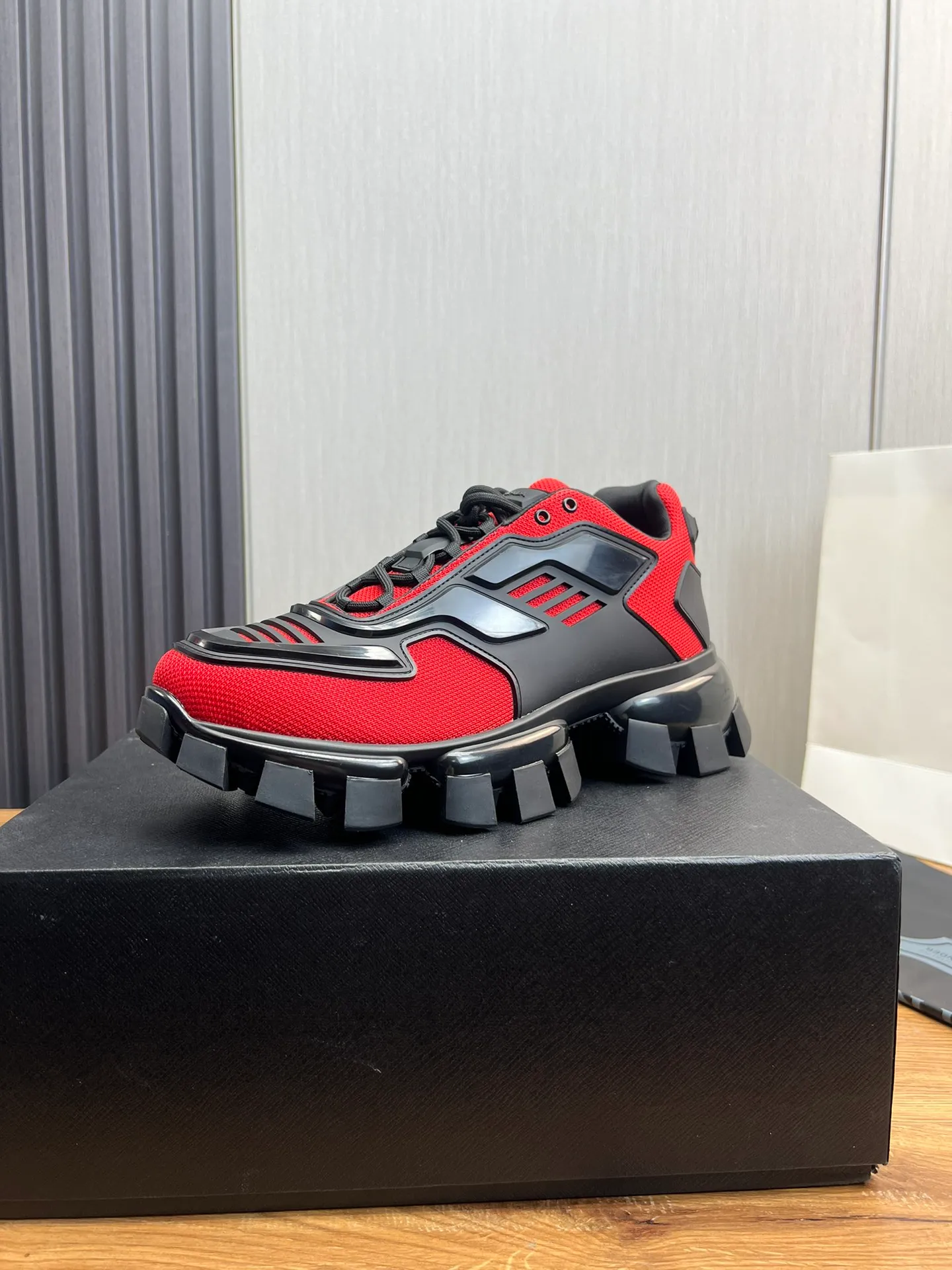 Men's shoes 💰620💰 [PRADA] Popular thick-soled shoes for couples 👩‍❤️‍👨 Available all year round ✔️Official website synchronization Original fly-knit film fabric + cowhide lining, 1⃣️ to 1⃣️ replica, original sole, 36-45 (45 made to order, non-refundable)